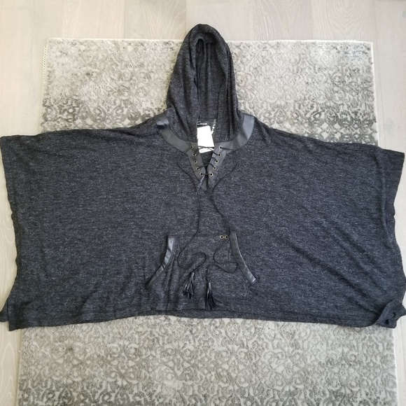 💥NEW💥Cecico Light Weight Poncho Hoodie One Size - Picture 4 of 6